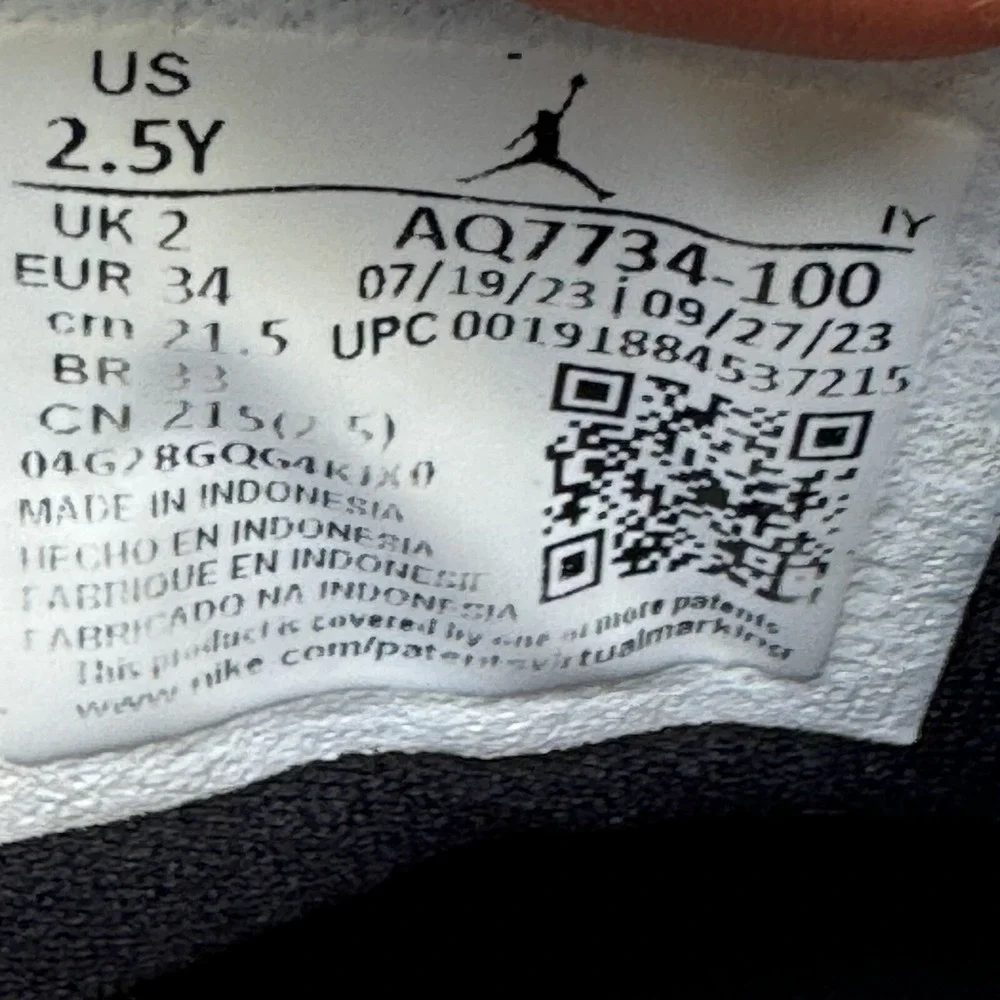 Size 2.5Y‎ - Nike JORDAN COURTSIDE 23 PS AQ7734-100
